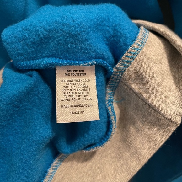 NWT boys hoodie, size xl - Picture 6 of 6